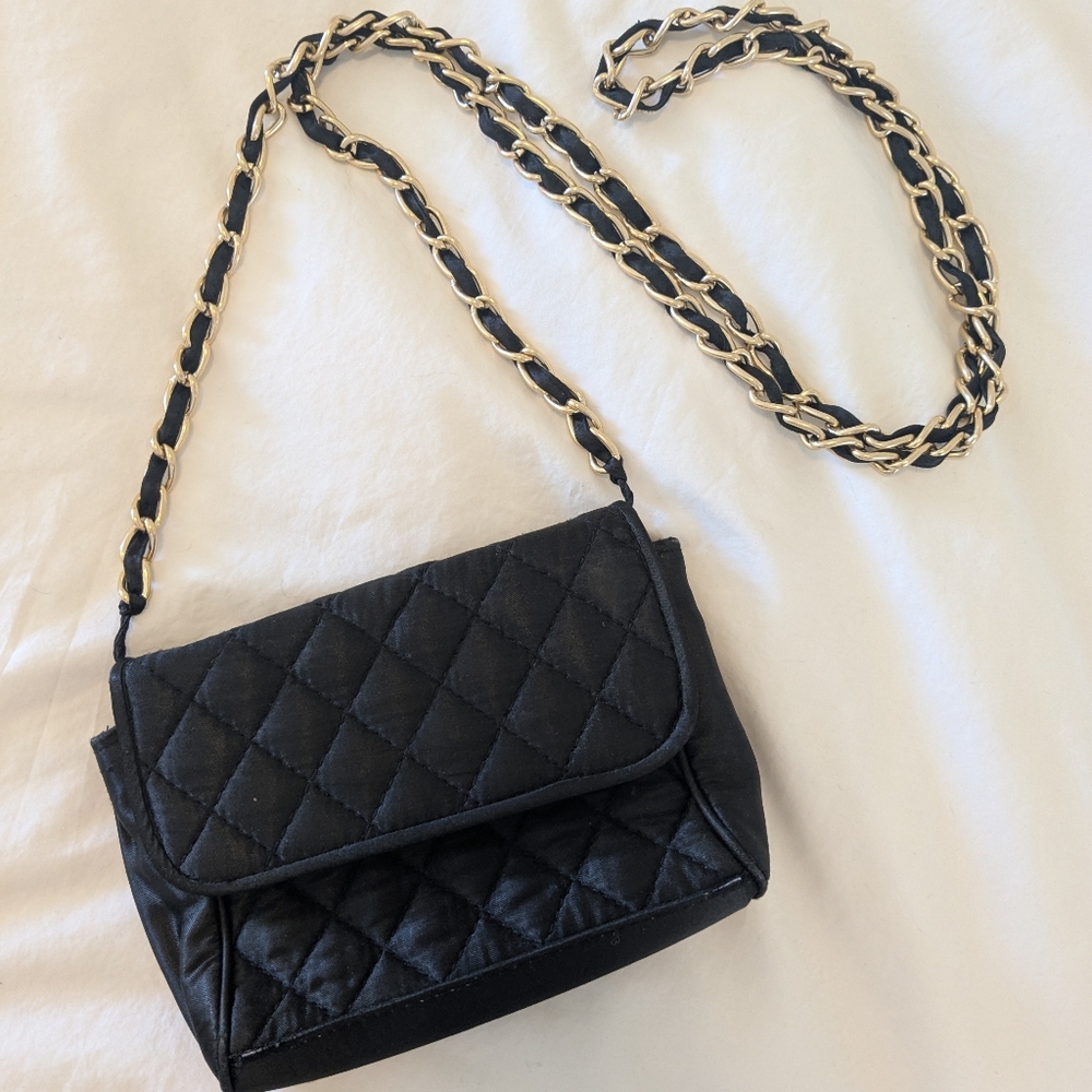 90s VTG CONTEMPO CASUALS Quilted Chain Bag
